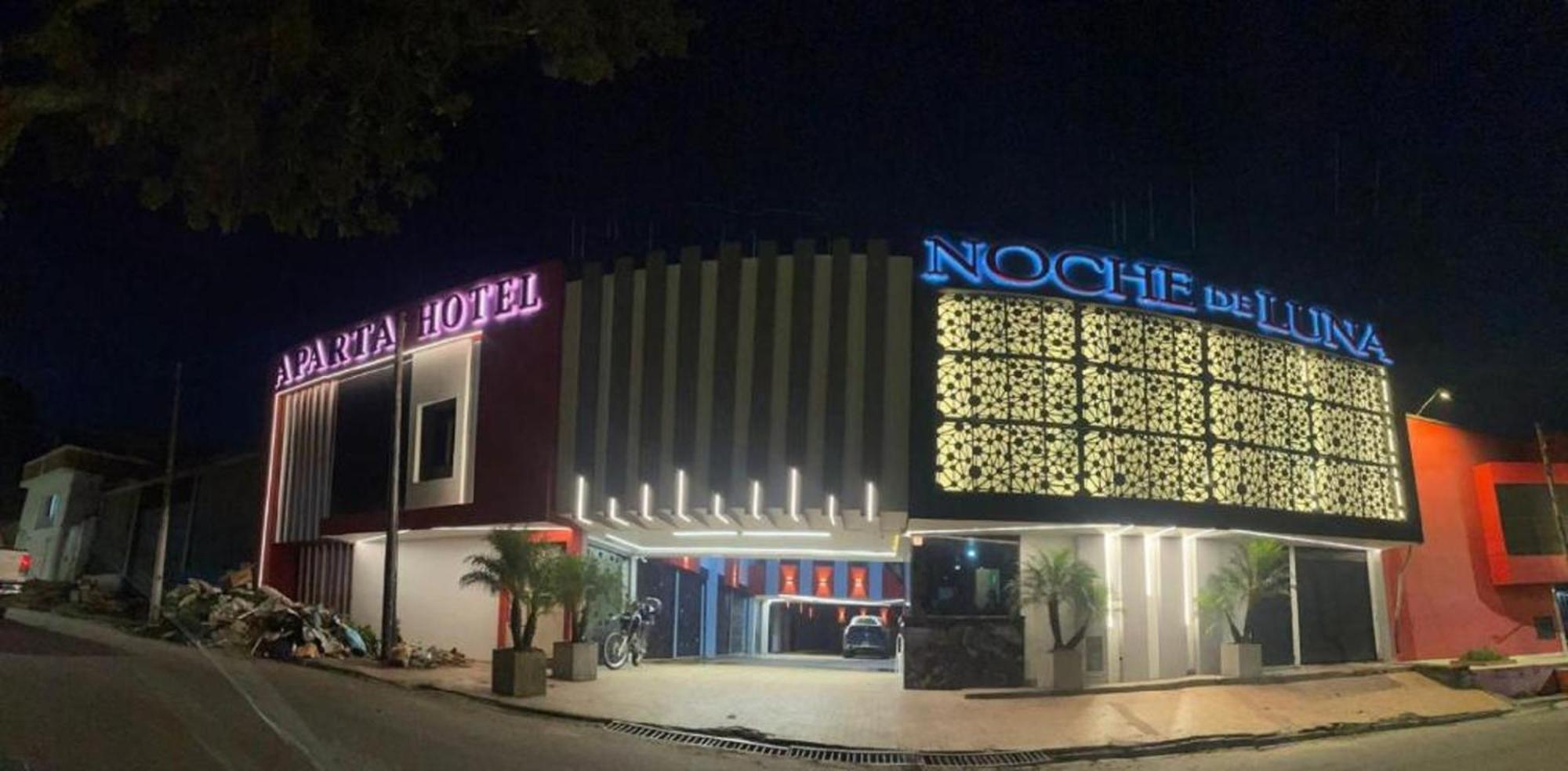 Ayenda Apartahotel Noche De Luna Кали Экстерьер фото